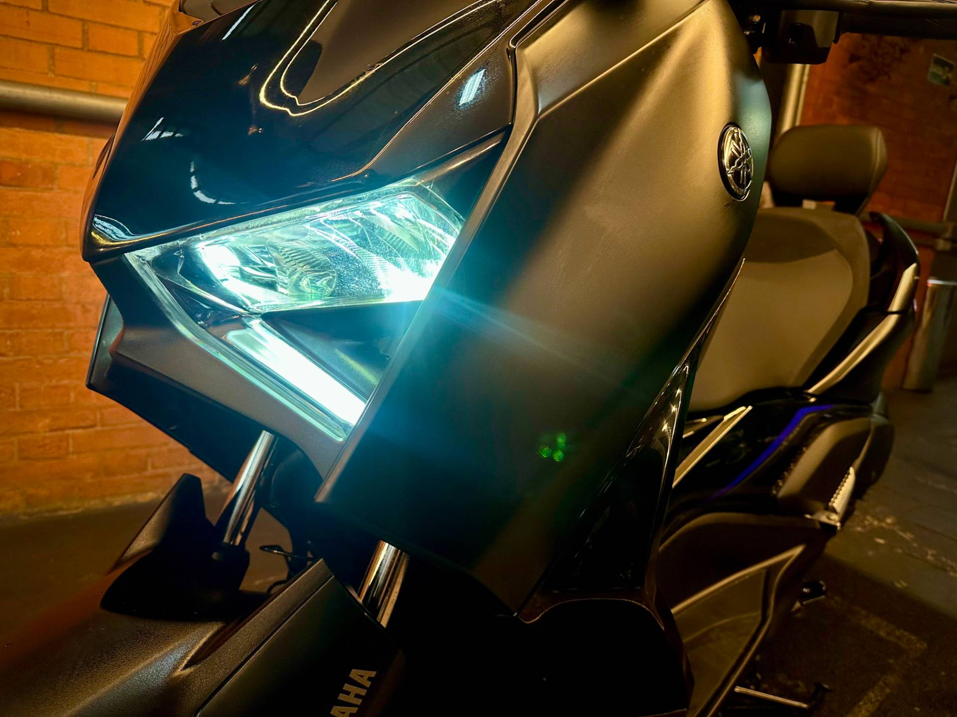 YAMAHA XMAX 300 CONNECTED ABS