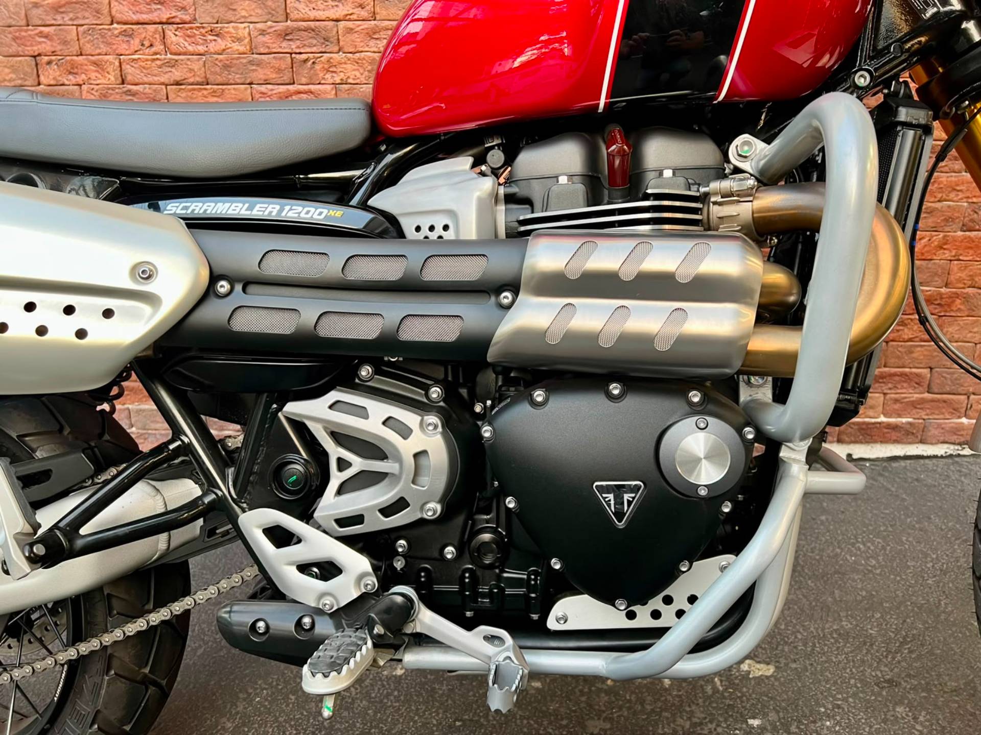 TRIUMPH BONNEVILLE SCRAMBLER 1200 XE