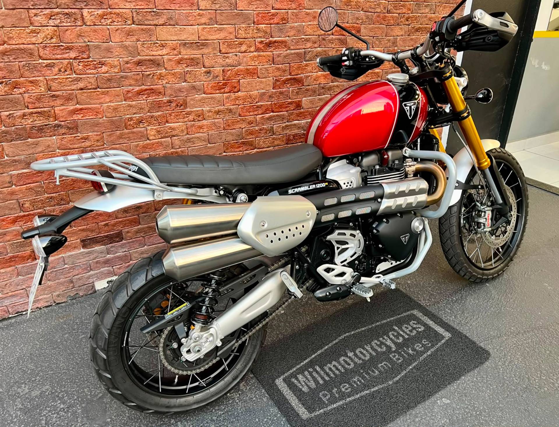 TRIUMPH BONNEVILLE SCRAMBLER 1200 XE