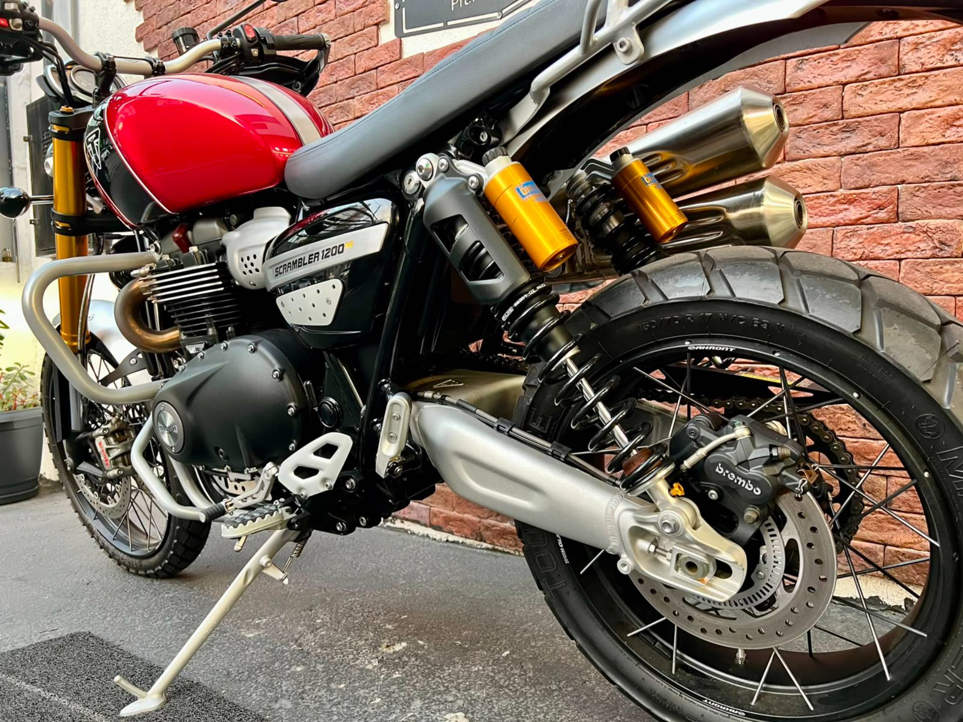 TRIUMPH BONNEVILLE SCRAMBLER 1200 XE