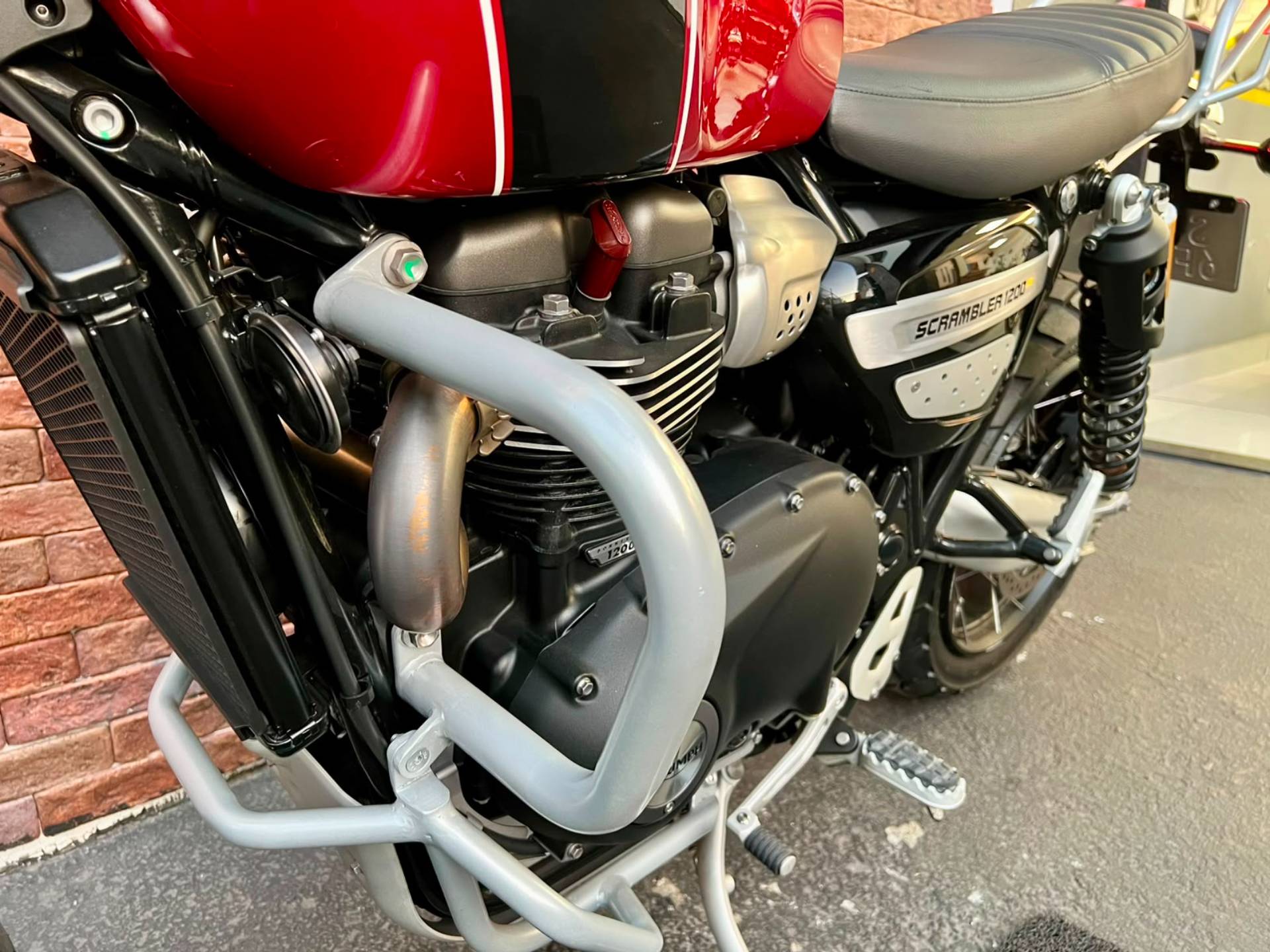 TRIUMPH BONNEVILLE SCRAMBLER 1200 XE
