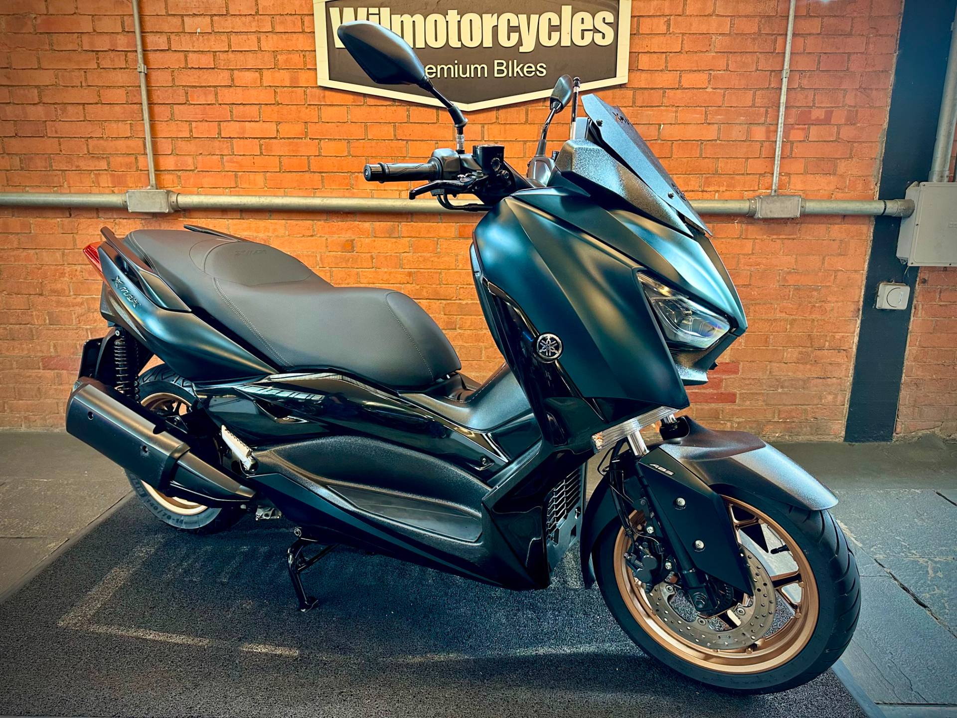 YAMAHA XMAX 250 CONNECTED ABS