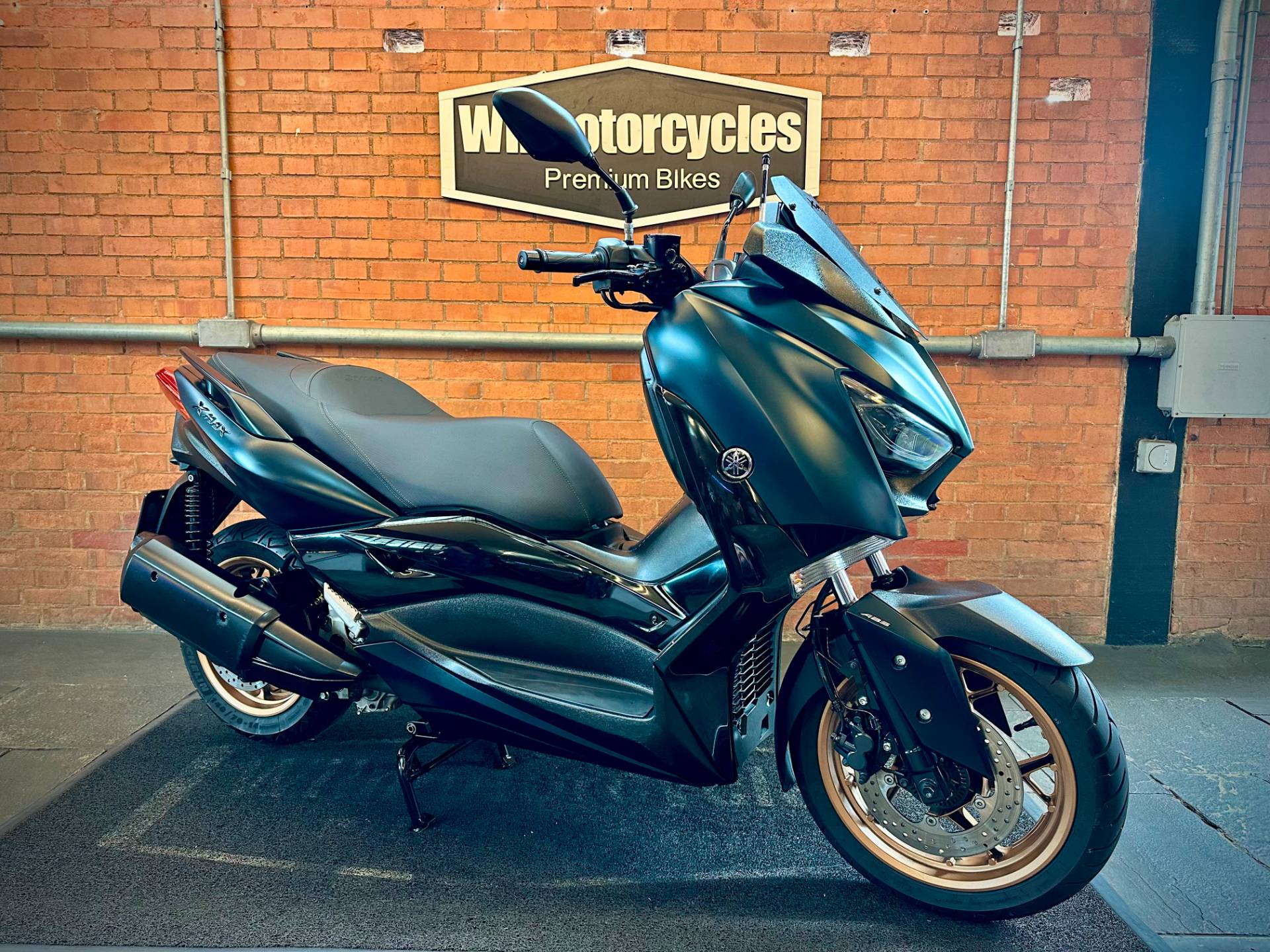 YAMAHA XMAX 250 CONNECTED ABS