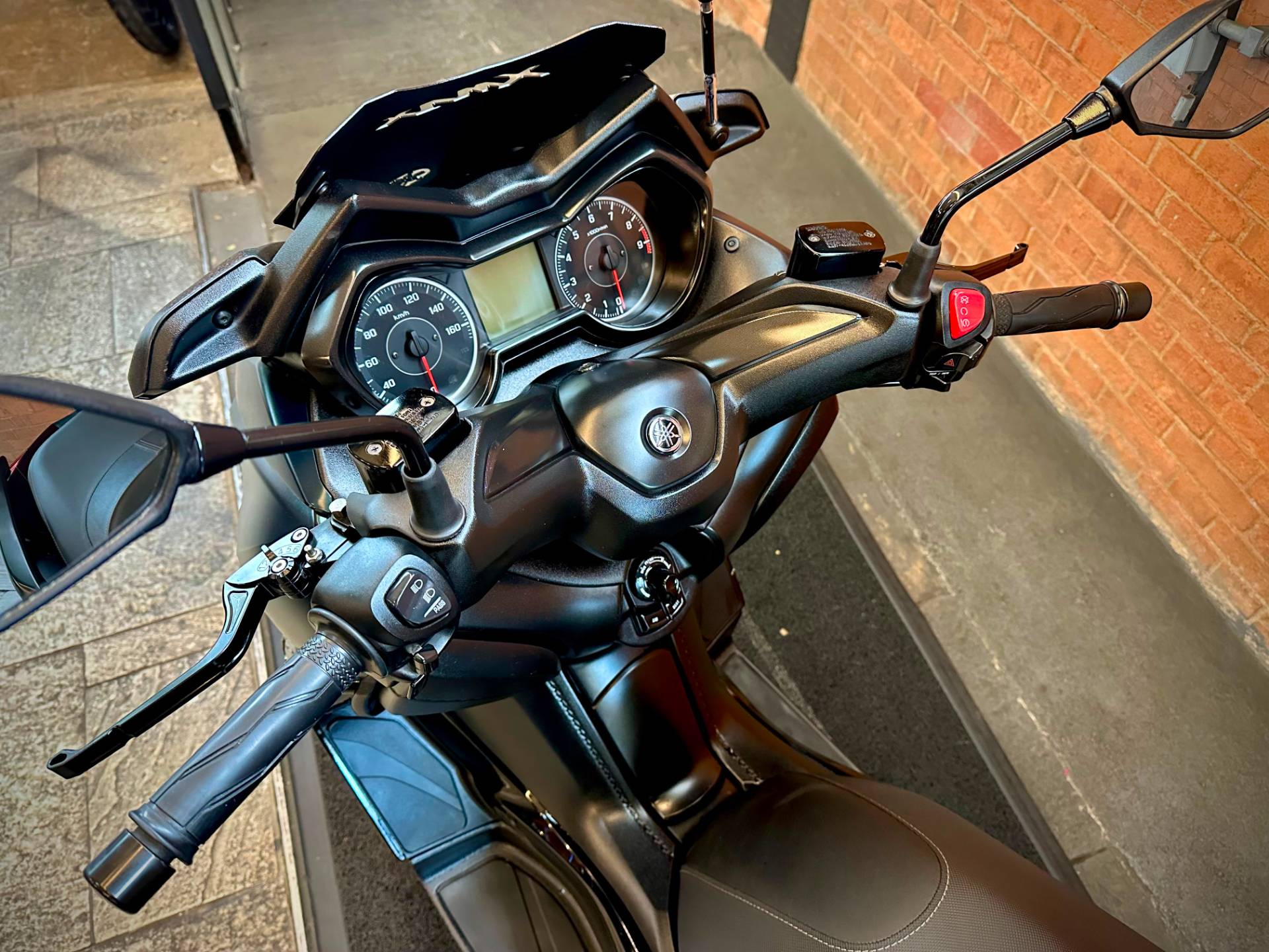 YAMAHA XMAX 250 CONNECTED ABS