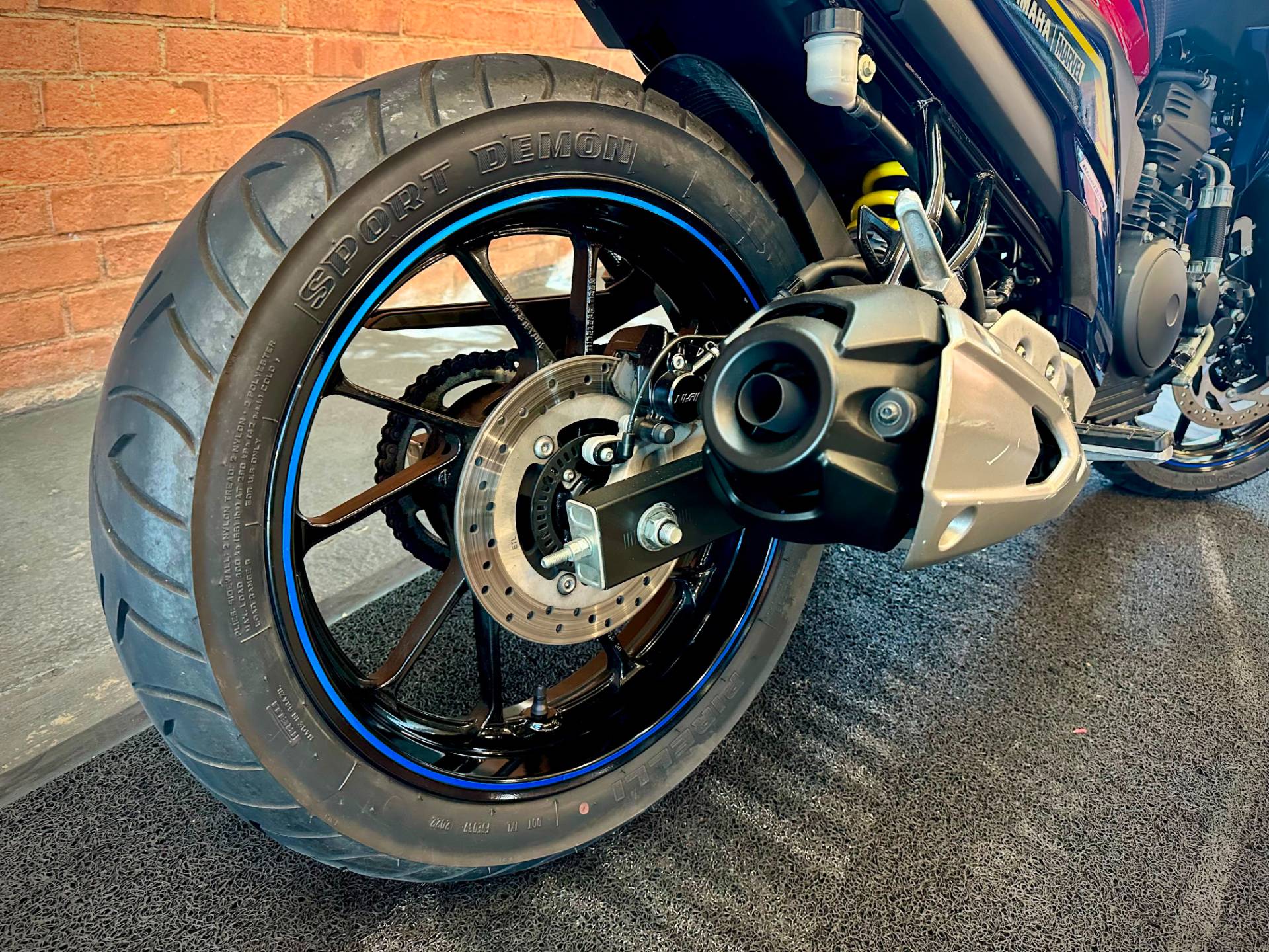 YAMAHA FZ25 FAZER ABS