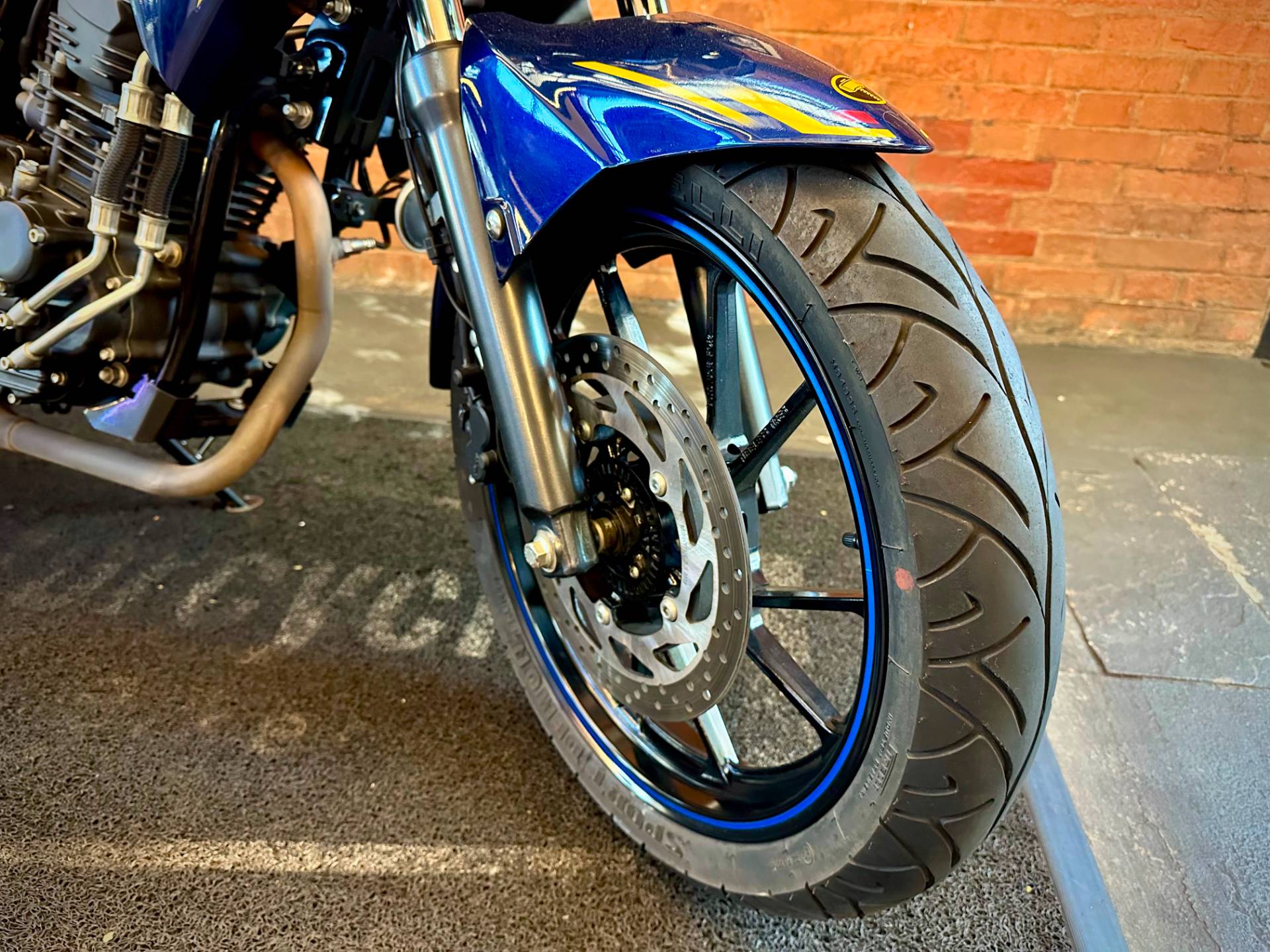YAMAHA FZ25 FAZER ABS