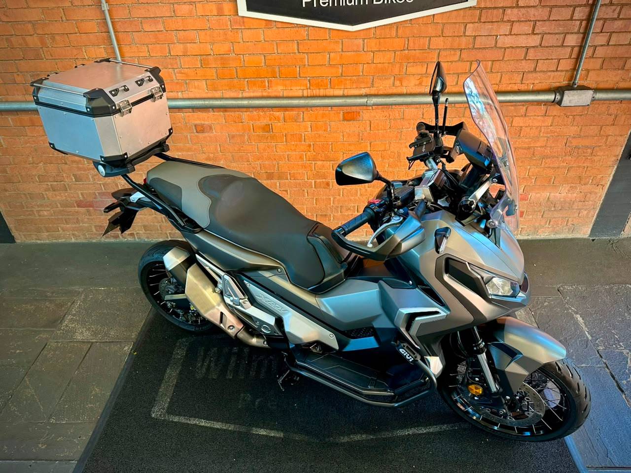 HONDA X-ADV