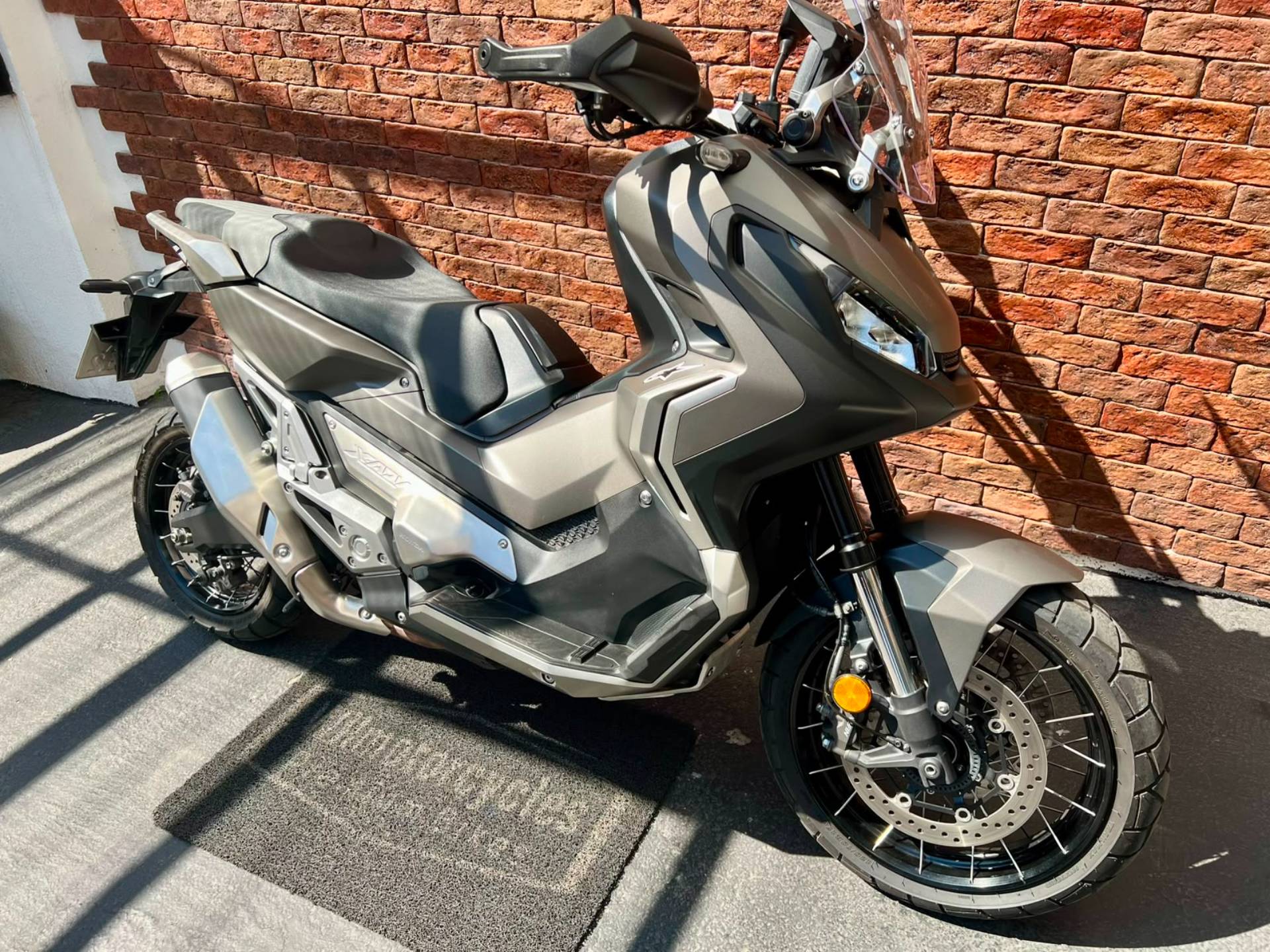 HONDA X-ADV