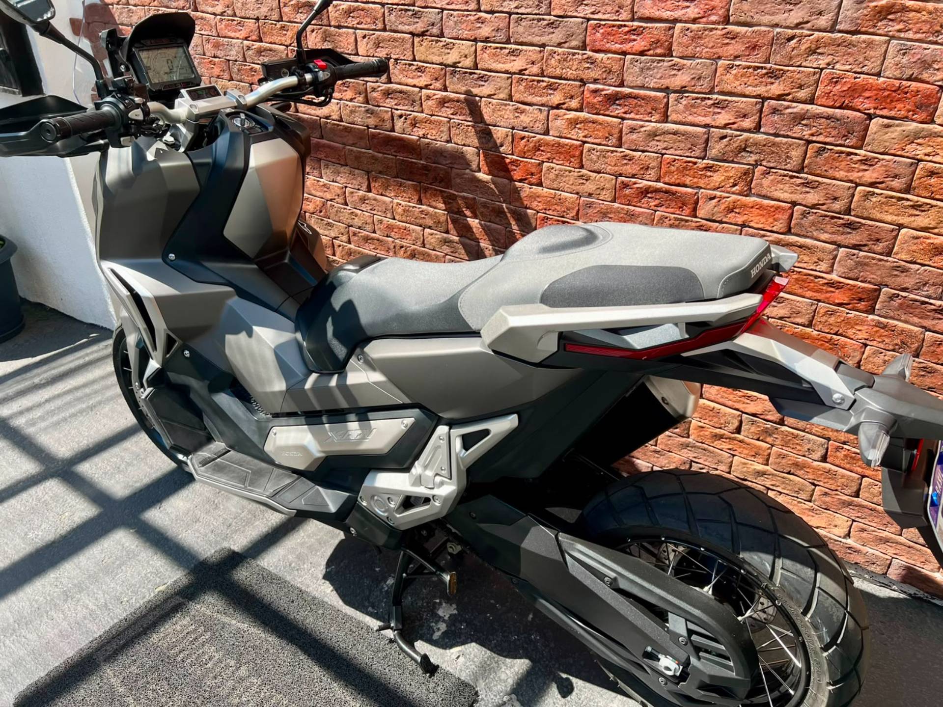 HONDA X-ADV