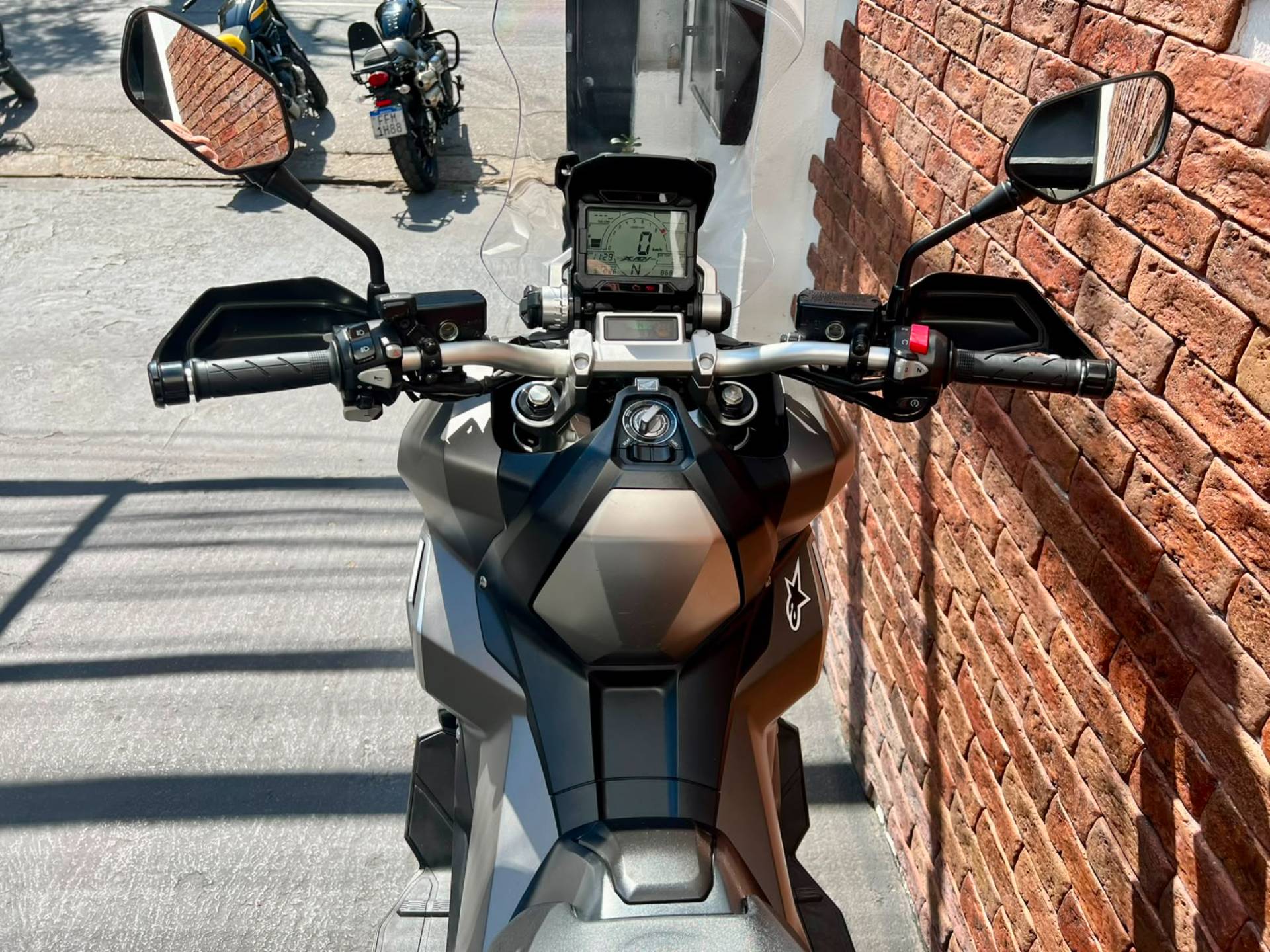 HONDA X-ADV