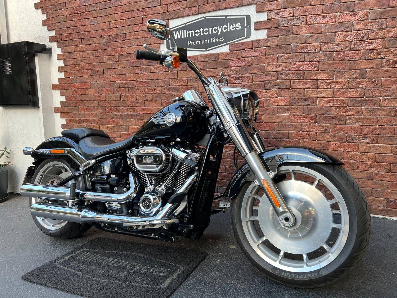 HARLEY-DAVIDSON SOFTAIL FAT BOY 114