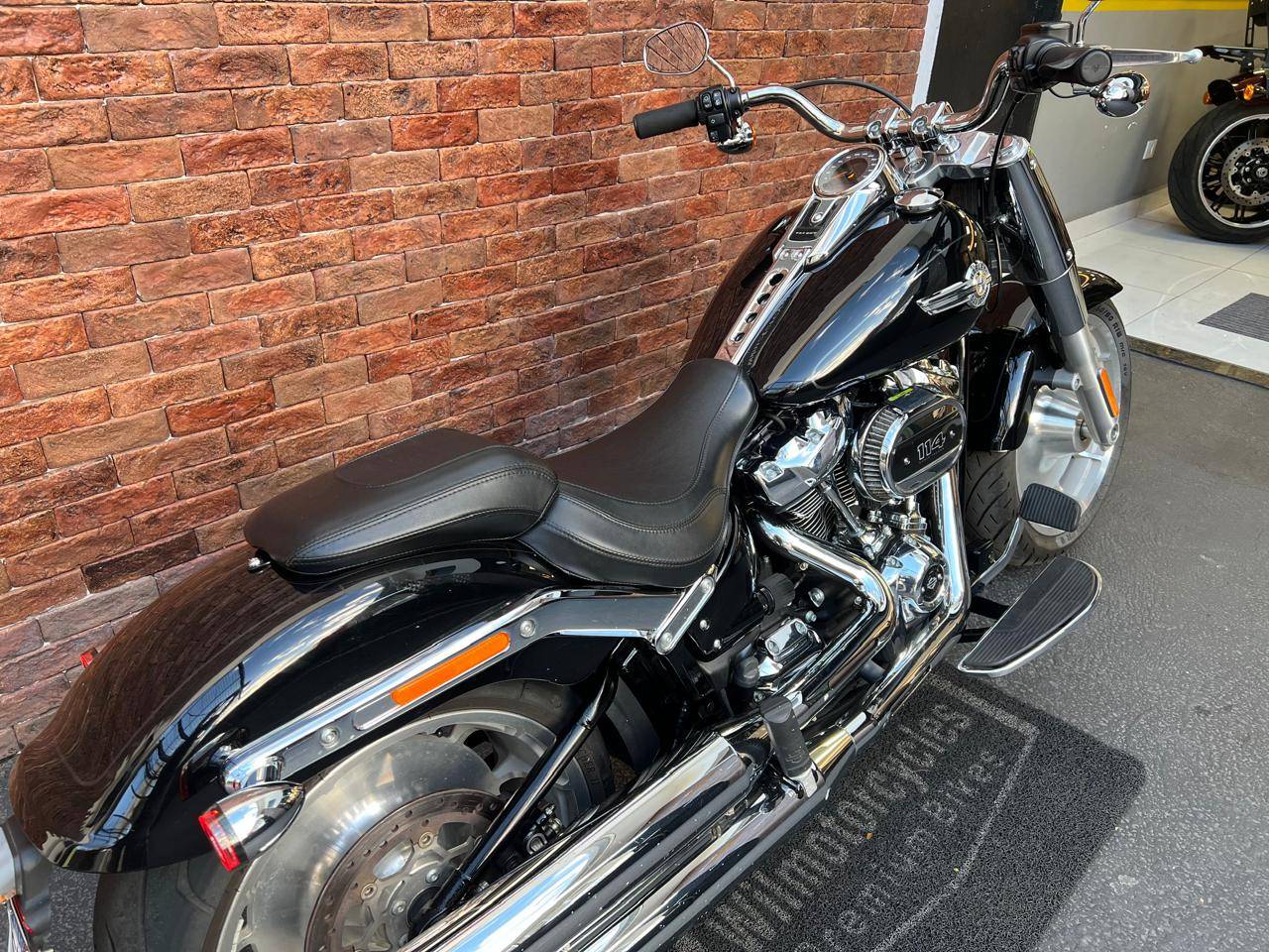 HARLEY-DAVIDSON SOFTAIL FAT BOY 114