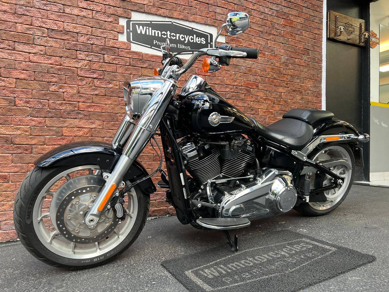 HARLEY-DAVIDSON SOFTAIL FAT BOY 114