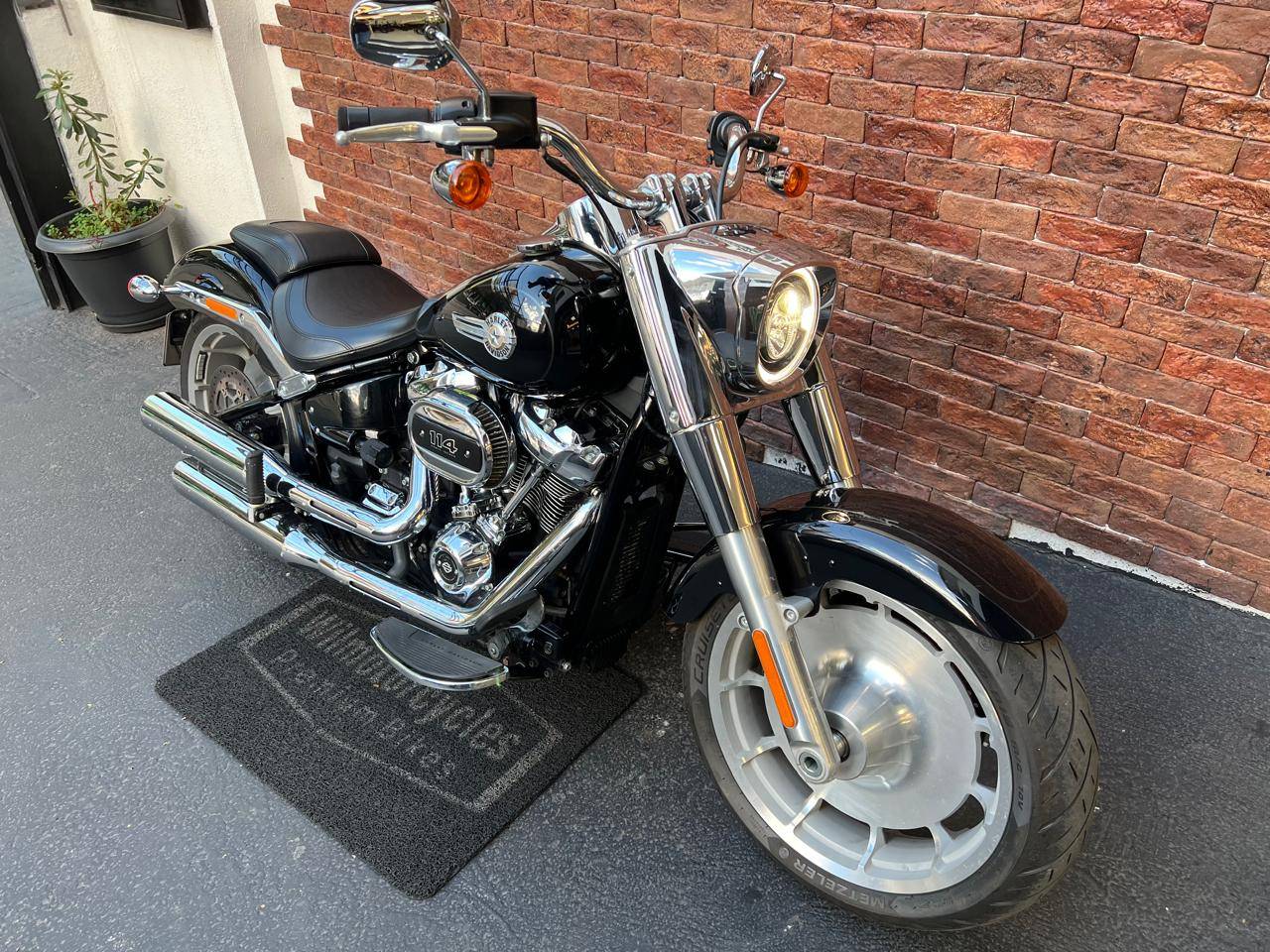 HARLEY-DAVIDSON SOFTAIL FAT BOY 114