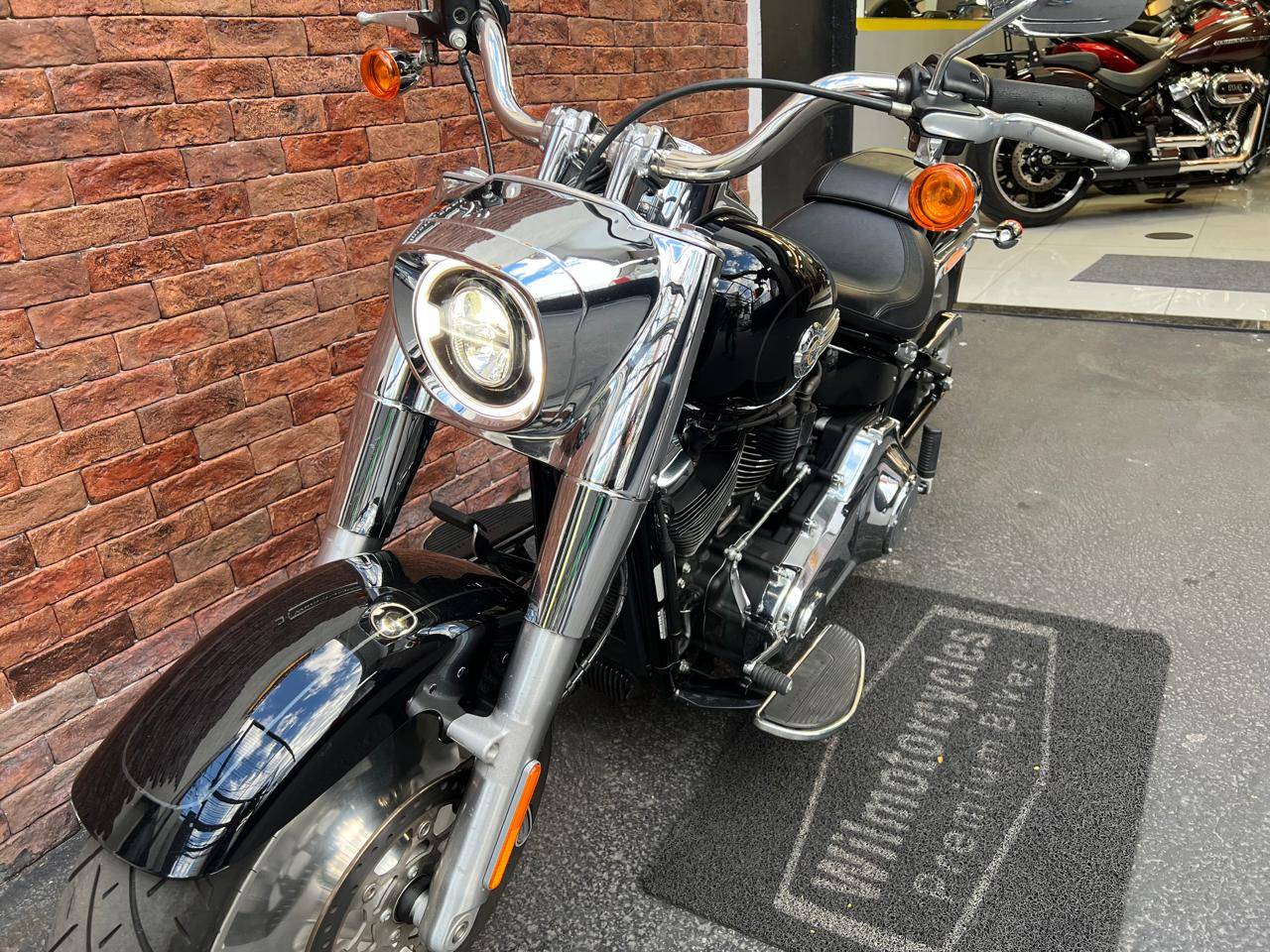 HARLEY-DAVIDSON SOFTAIL FAT BOY 114