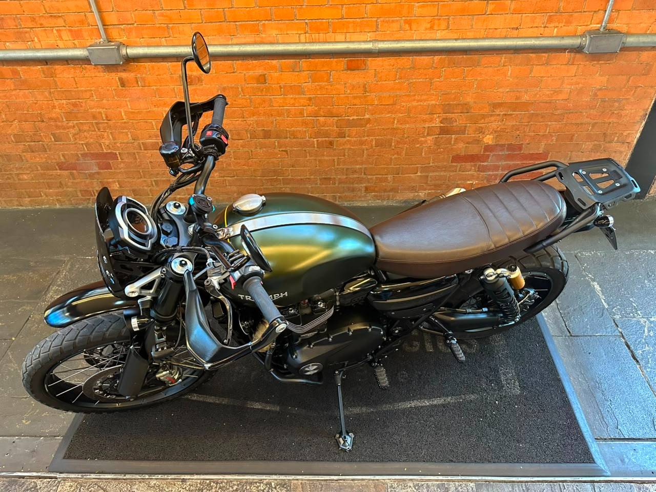 TRIUMPH BONNEVILLE SCRAMBLER 1200 XC