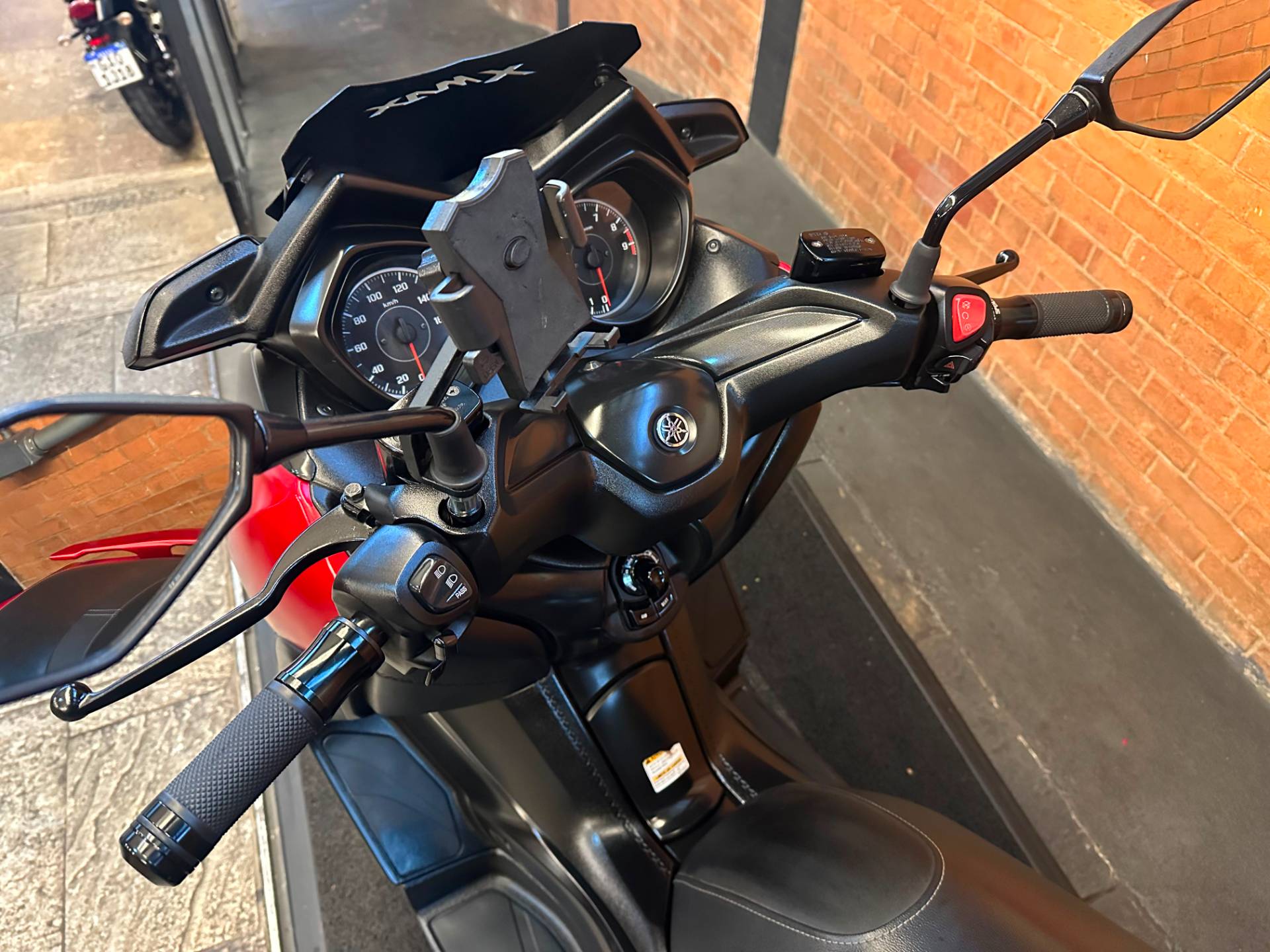 YAMAHA XMAX ABS