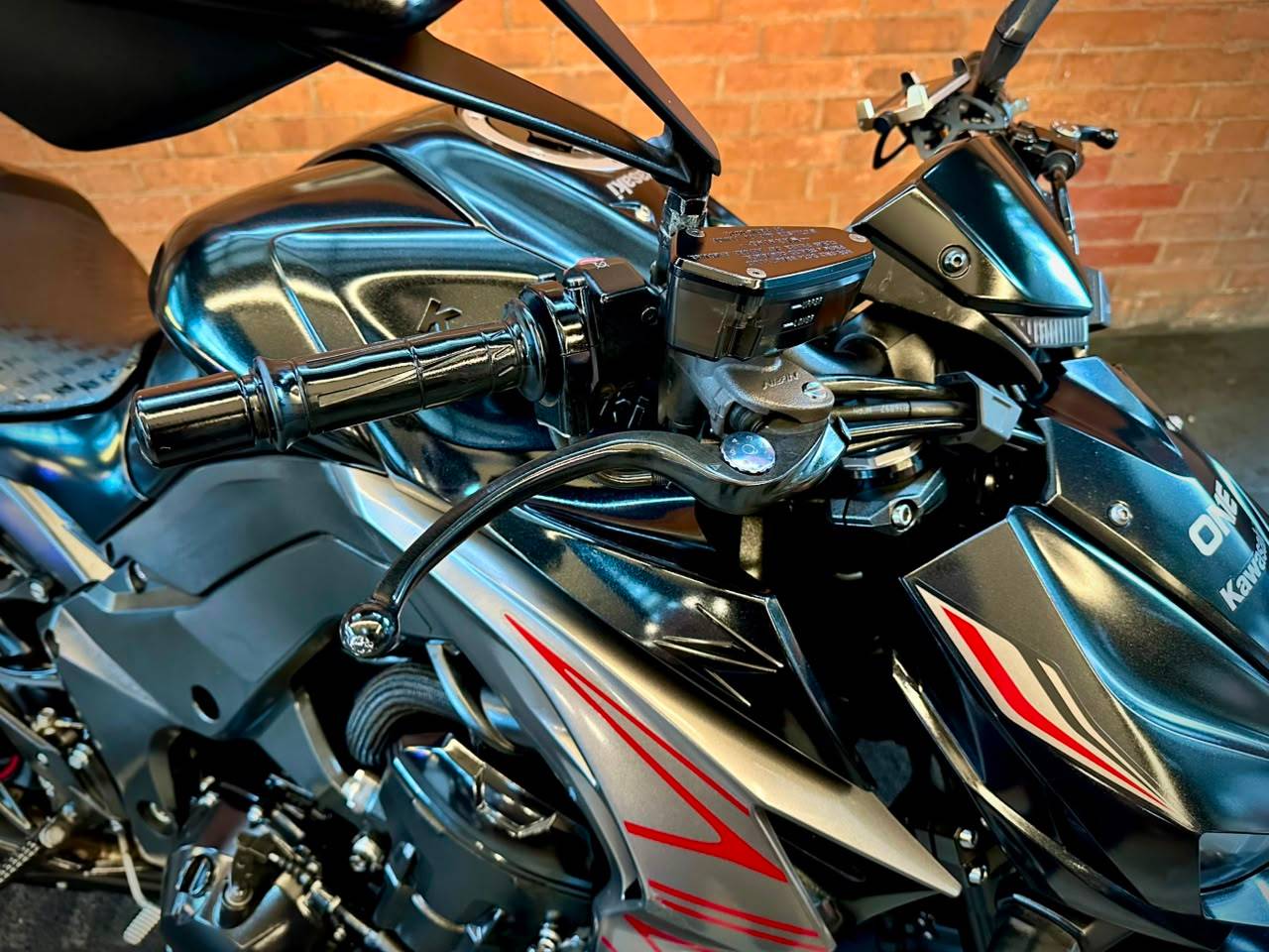 KAWASAKI Z1000 ABS