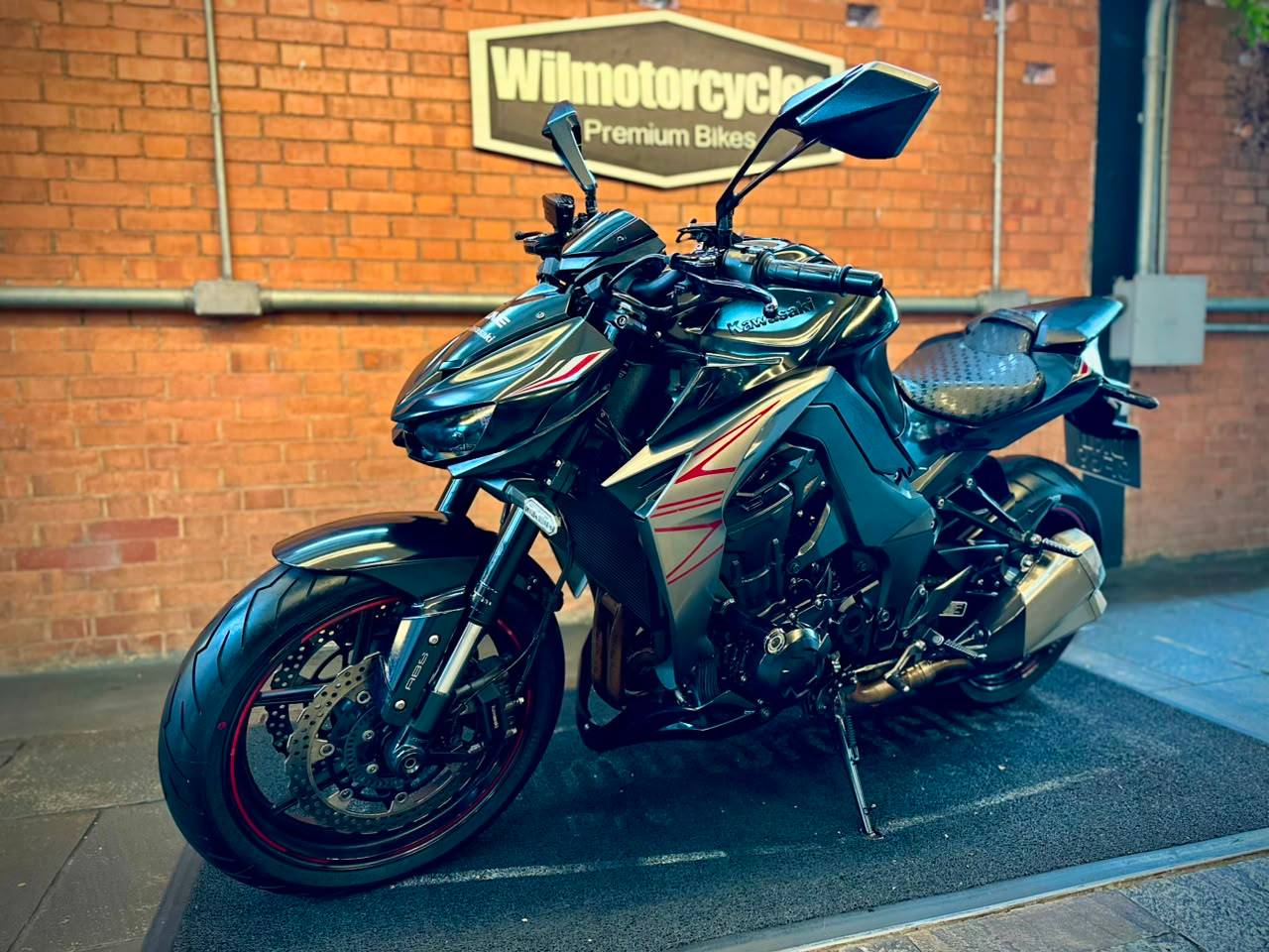 KAWASAKI Z1000 ABS
