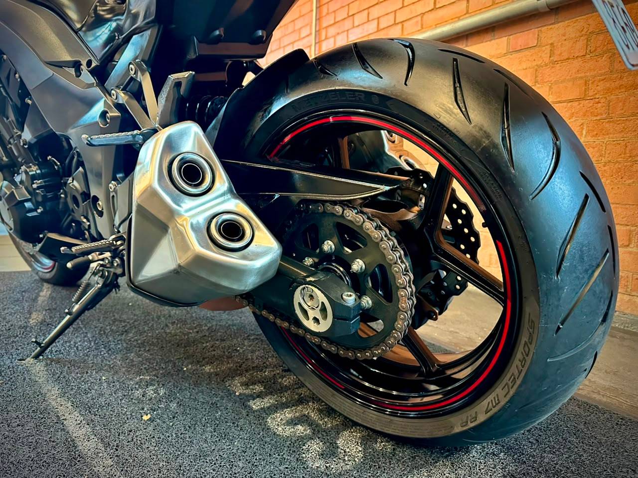 KAWASAKI Z1000 ABS