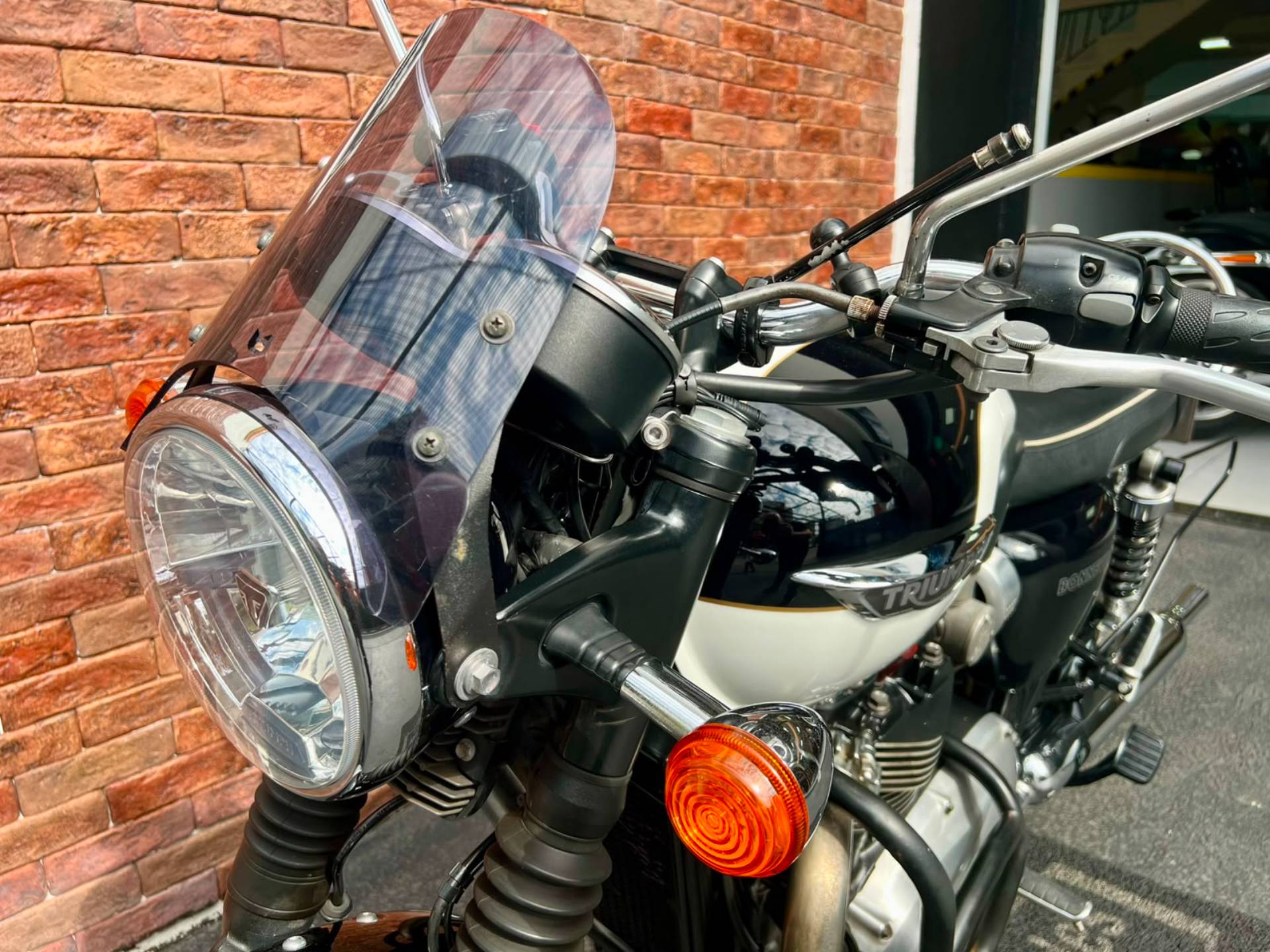 TRIUMPH BONNEVILLE T120 1200