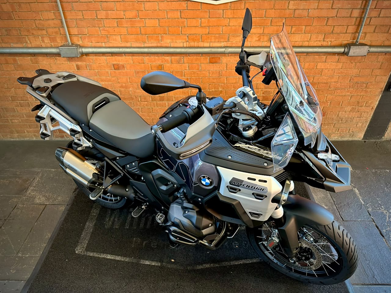 BMW R 1300 GS ADVENTURE TRIPLE BLACK