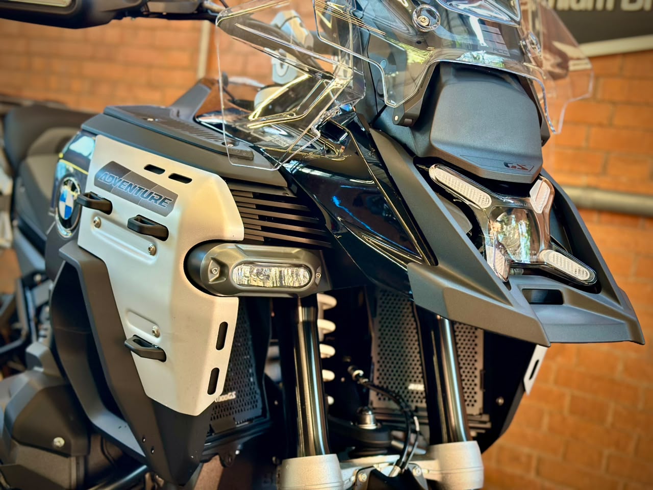 BMW R 1300 GS ADVENTURE TRIPLE BLACK