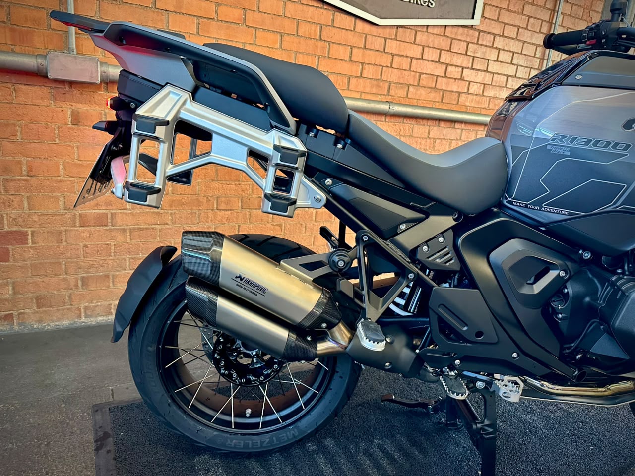 BMW R 1300 GS ADVENTURE TRIPLE BLACK