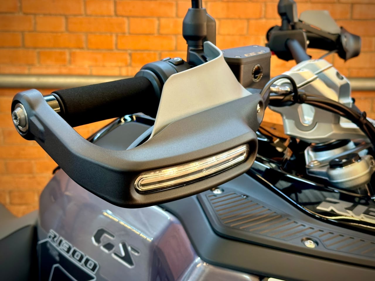 BMW R 1300 GS ADVENTURE TRIPLE BLACK