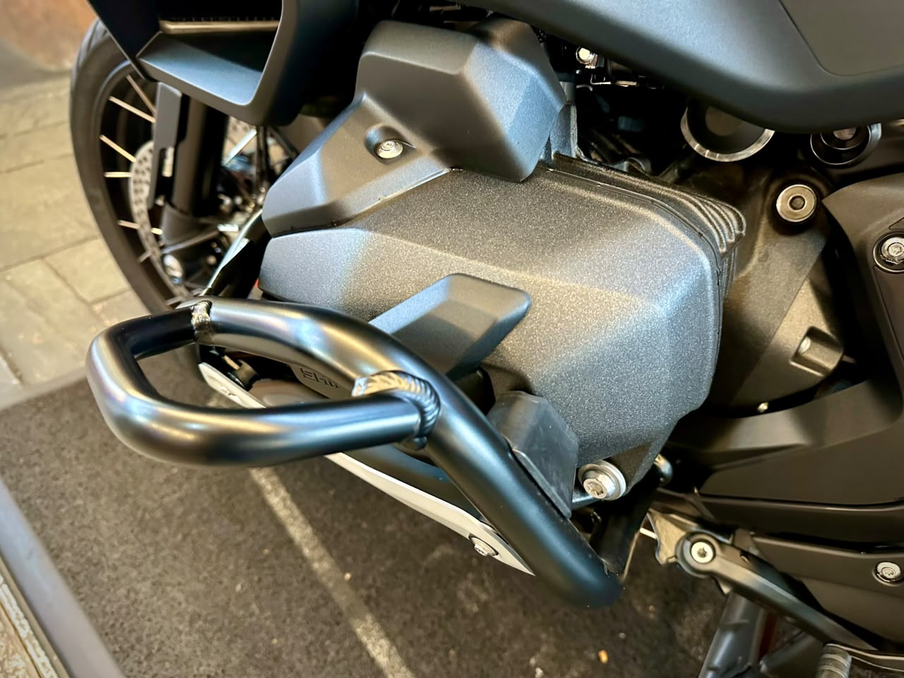 BMW R 1300 GS ADVENTURE TRIPLE BLACK