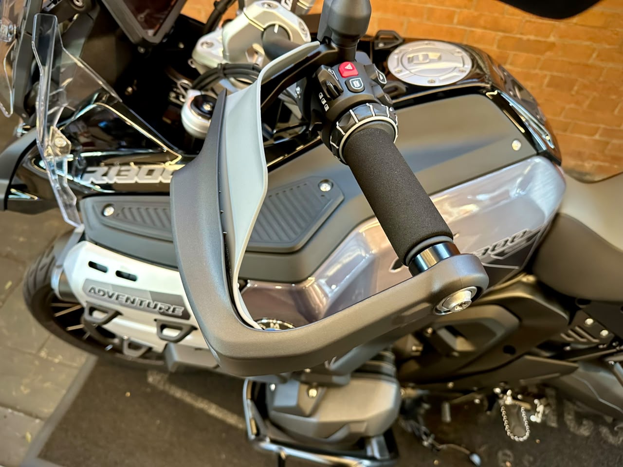 BMW R 1300 GS ADVENTURE TRIPLE BLACK
