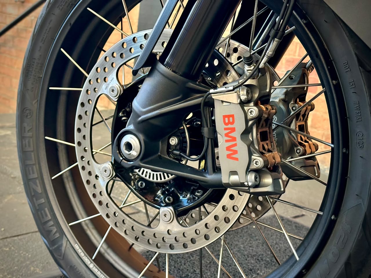 BMW R 1300 GS ADVENTURE TRIPLE BLACK