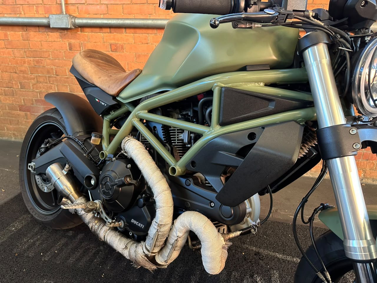 DUCATI MONSTER 797