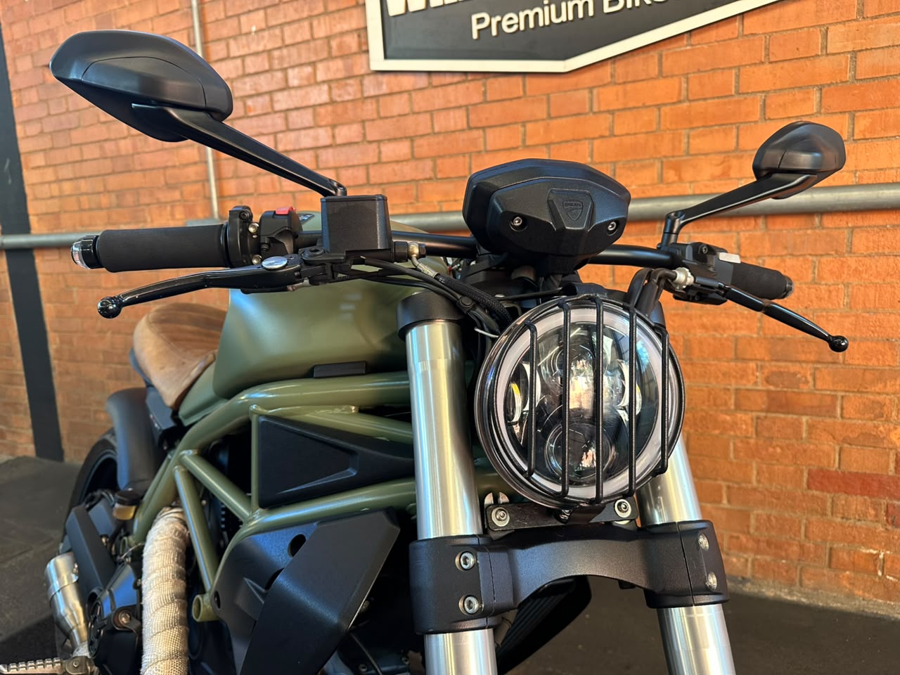 DUCATI MONSTER 797