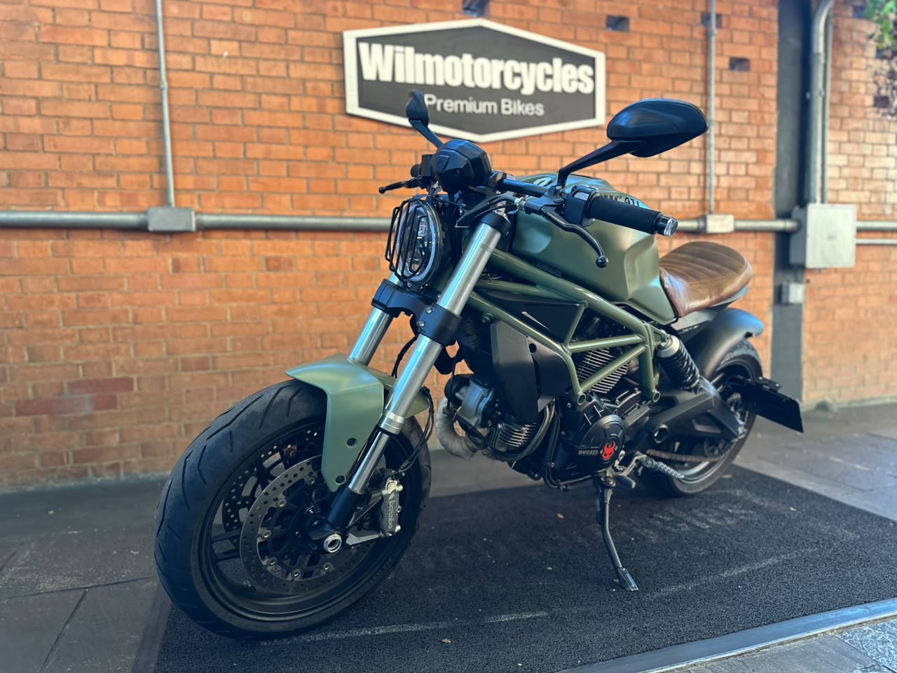 DUCATI MONSTER 797