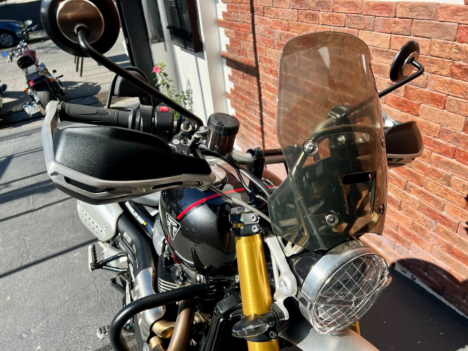 TRIUMPH BONNEVILLE SCRAMBLER 1200 XE
