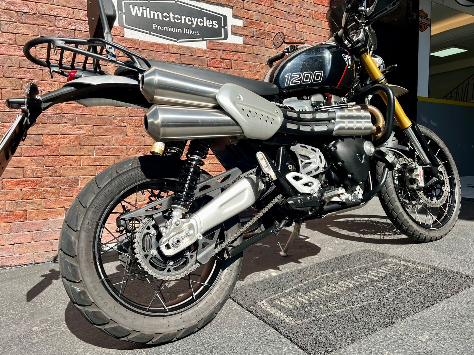 TRIUMPH BONNEVILLE SCRAMBLER 1200 XE