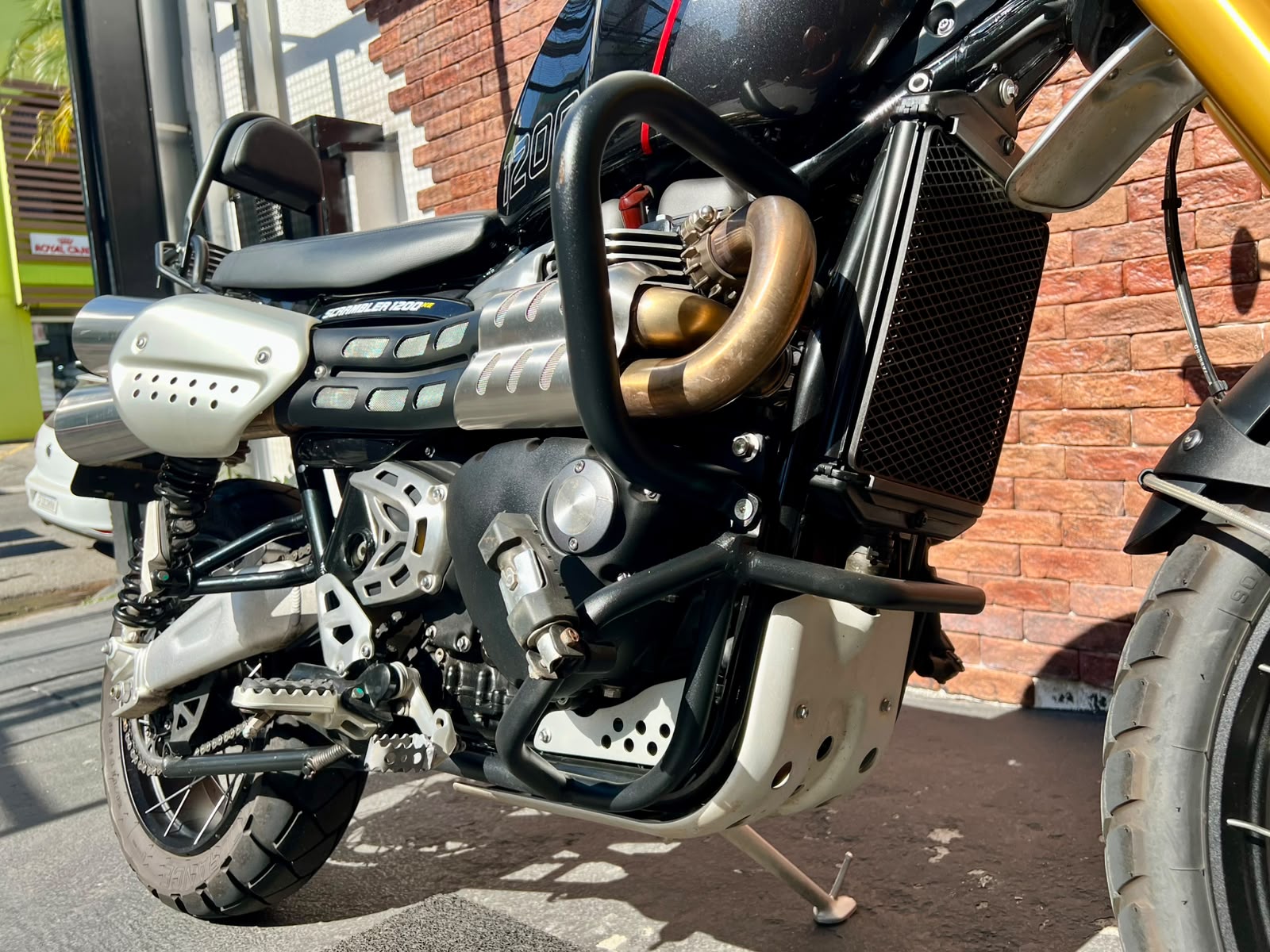 TRIUMPH BONNEVILLE SCRAMBLER 1200 XE