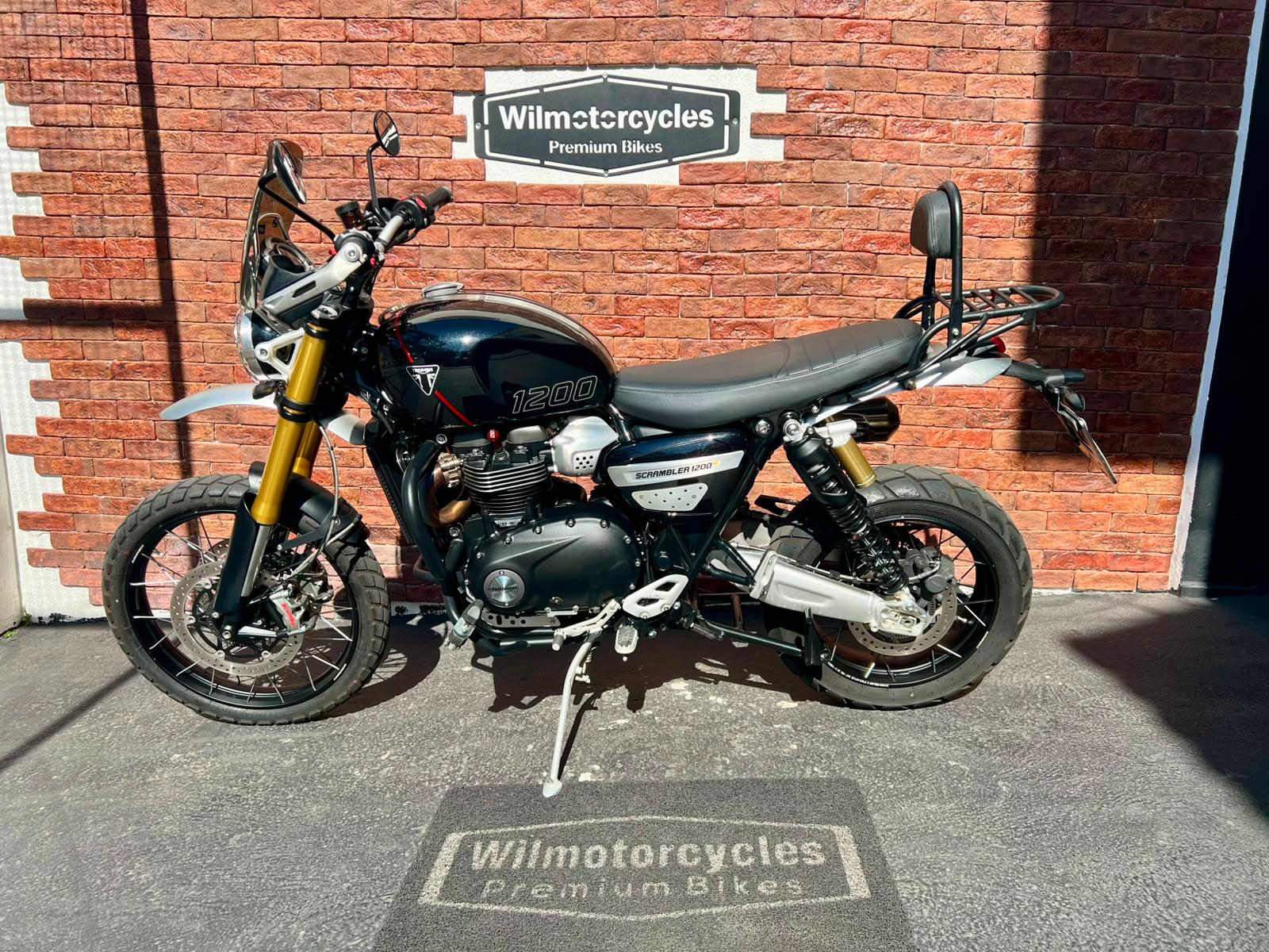 TRIUMPH BONNEVILLE SCRAMBLER 1200 XE
