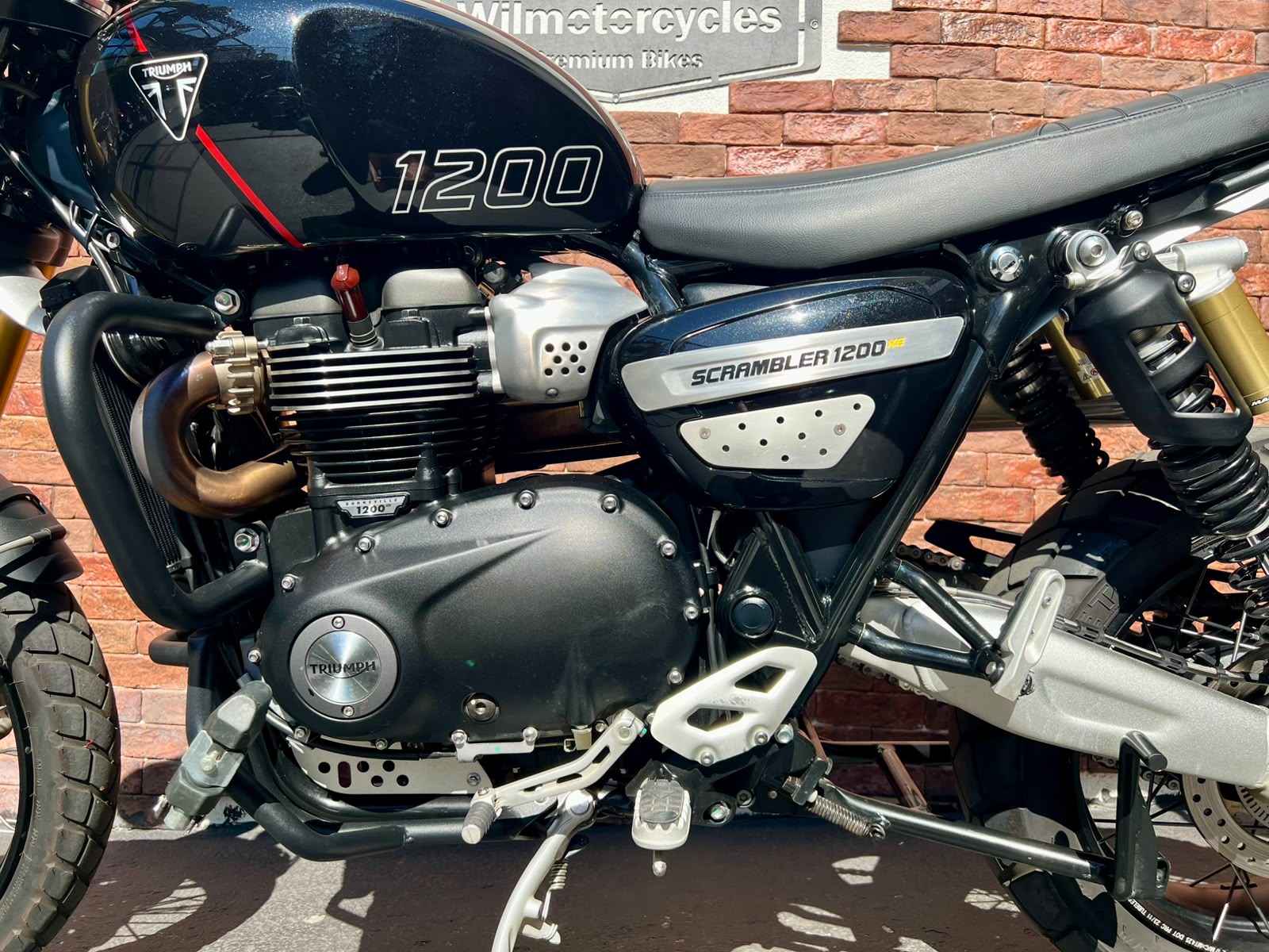 TRIUMPH BONNEVILLE SCRAMBLER 1200 XE