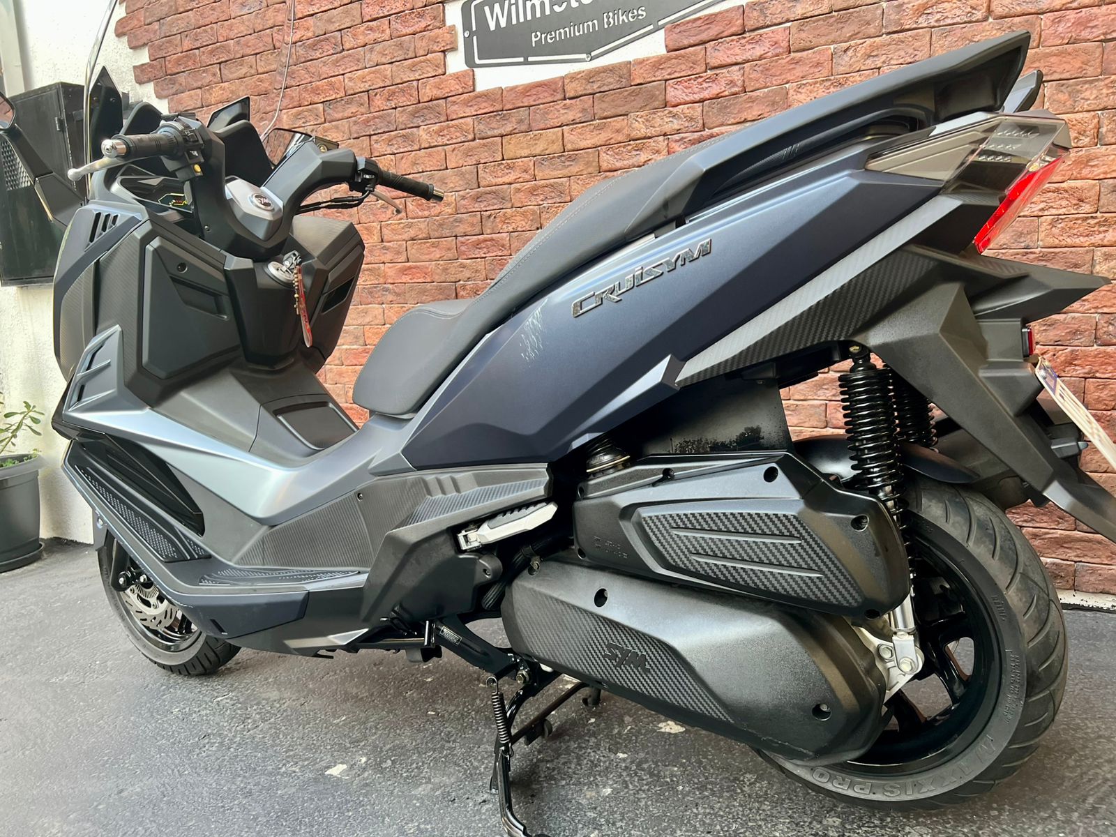 DAFRA CRUISYM 300 ABS
