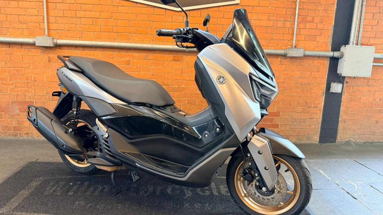 YAMAHA NMAX CONNECTED 160 ABS