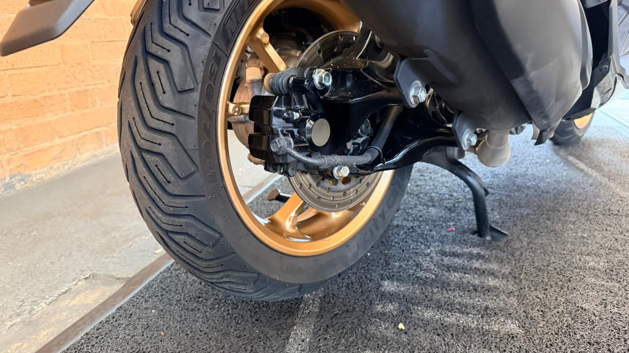 YAMAHA NMAX CONNECTED 160 ABS