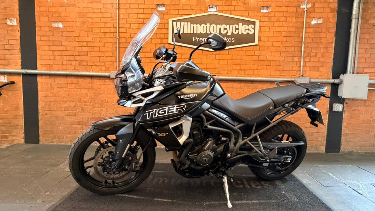 TRIUMPH TIGER 800 XRX
