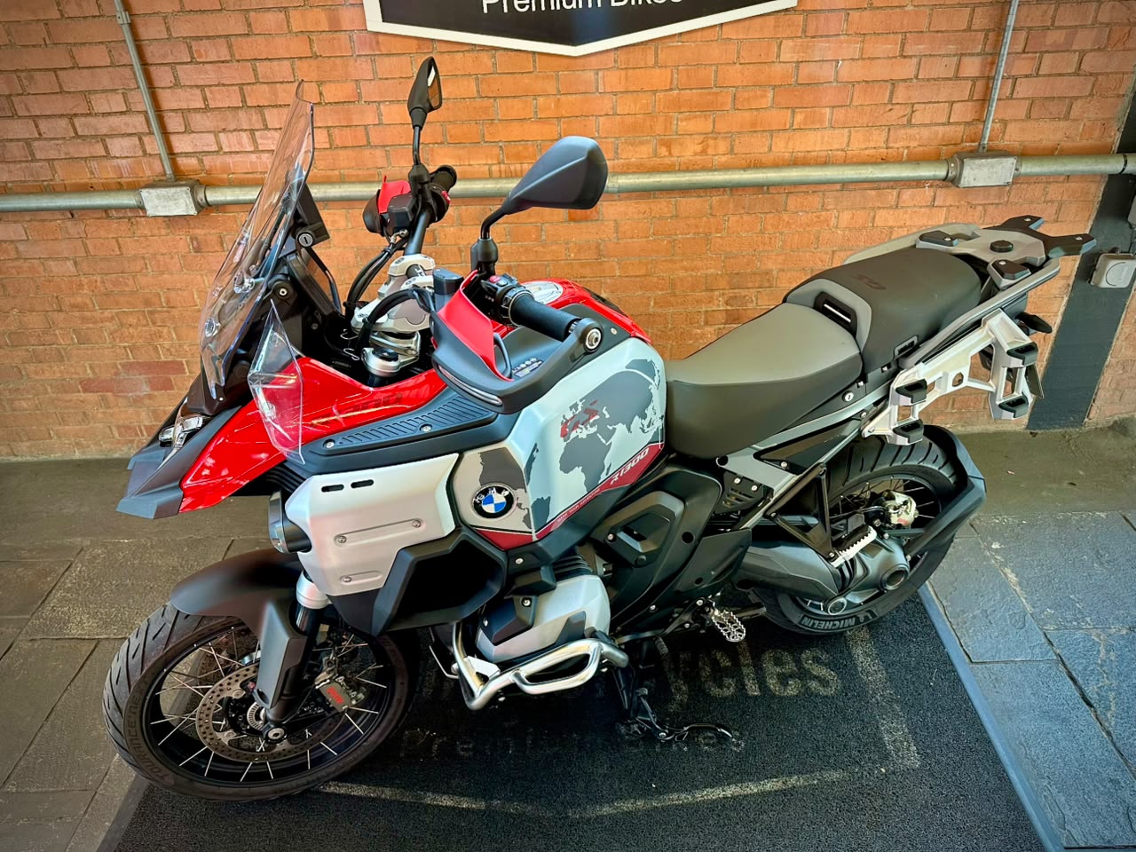 BMW R 1300 GS ADVENTURE PLUS