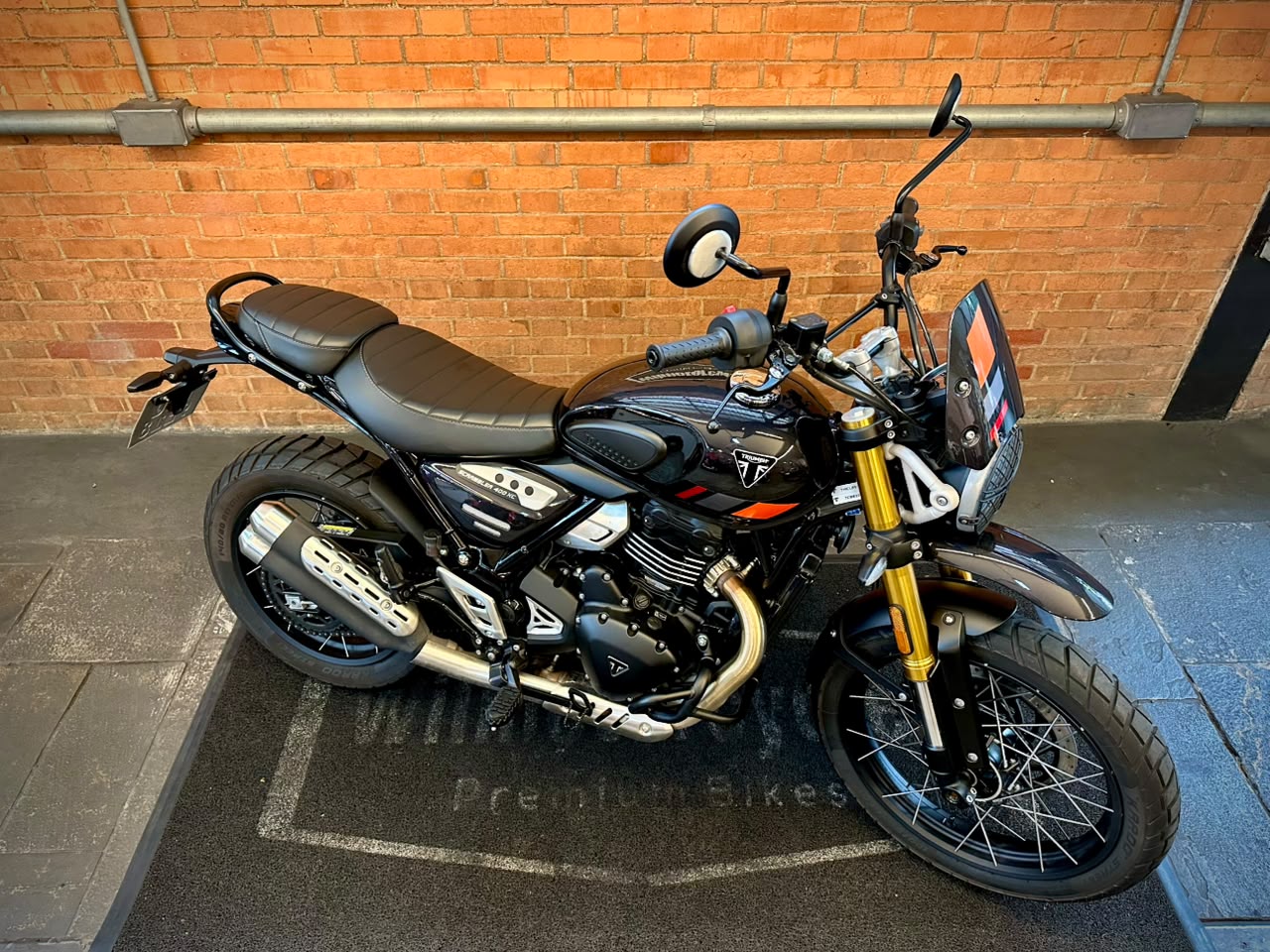 TRIUMPH SCRAMBLER