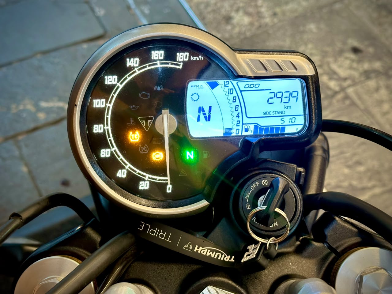 TRIUMPH SCRAMBLER