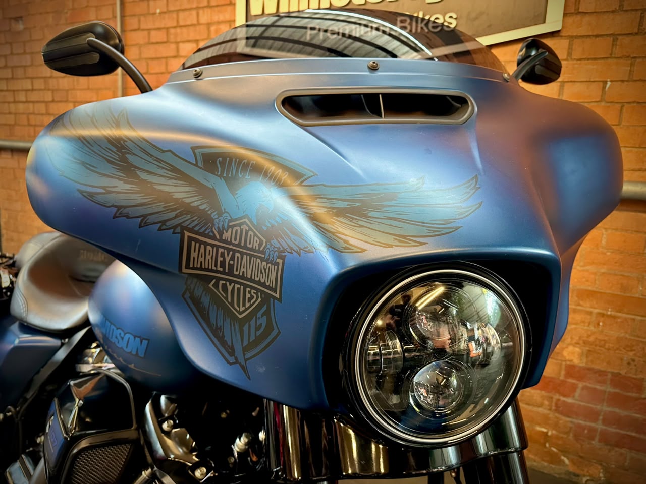 HARLEY-DAVIDSON STREET GLIDE SPECIAL 115TH ANNIVERSARY