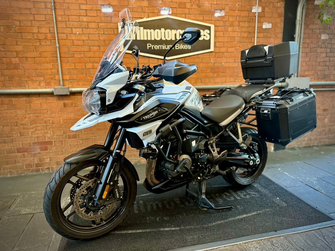 TRIUMPH TIGER 1200 XR