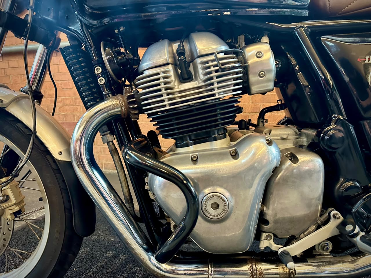 ROYAL ENFIELD INTERCEPTOR 